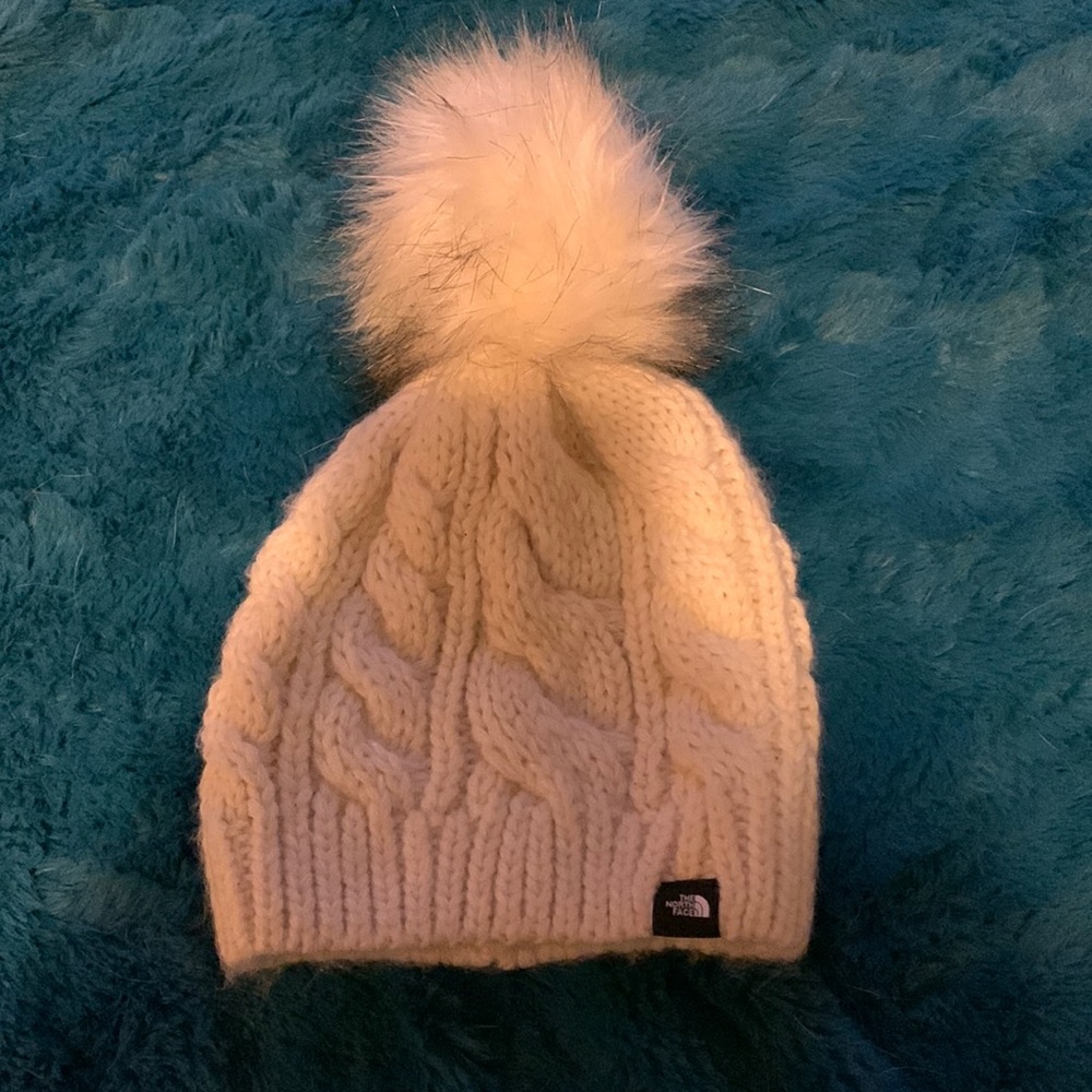 North Face ladies beanie. Never worn.
